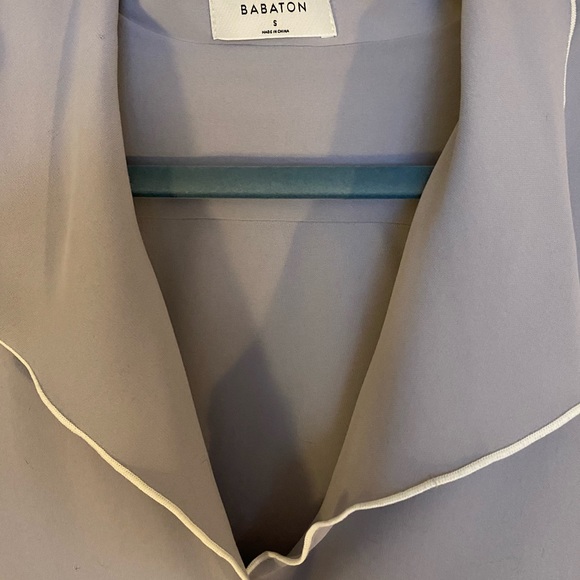 Babaton ,V-neck blouse - Picture 2 of 3